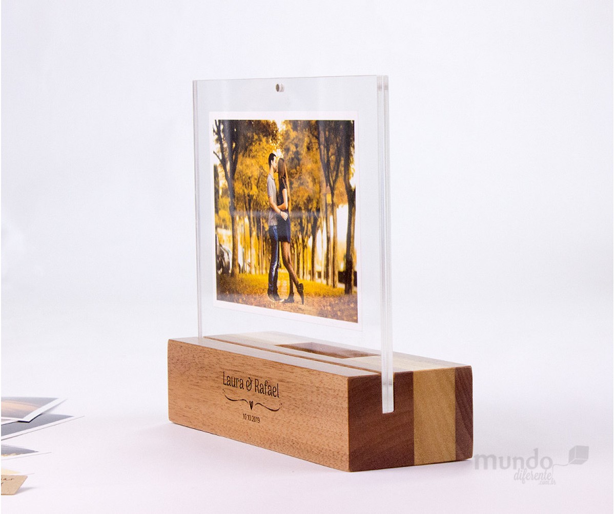 Wood Frame - Porta retrato 10x15 Horizontal com suporte para pendrive